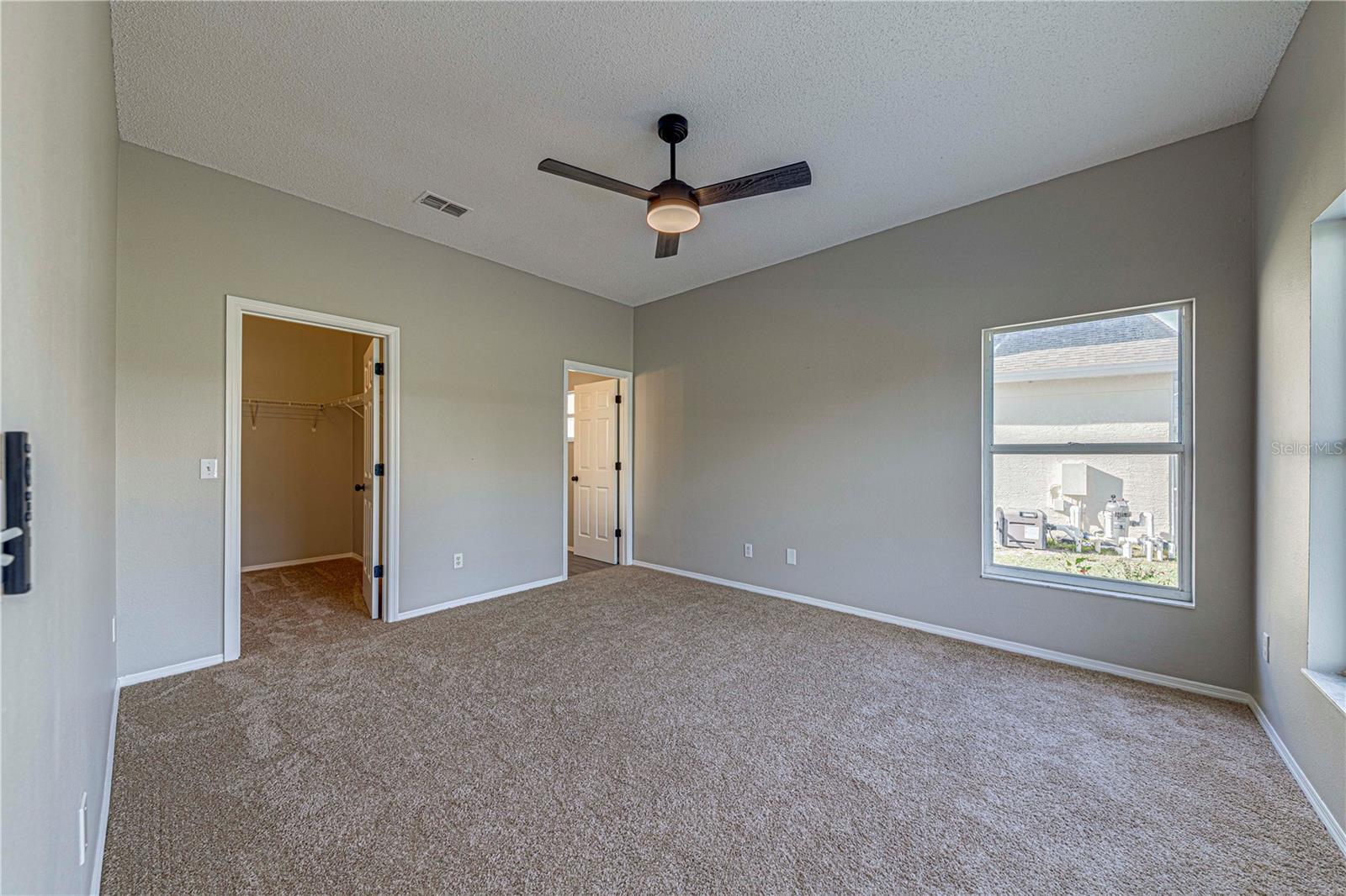 FAIRWAYS LAKE ESTATES - Residential