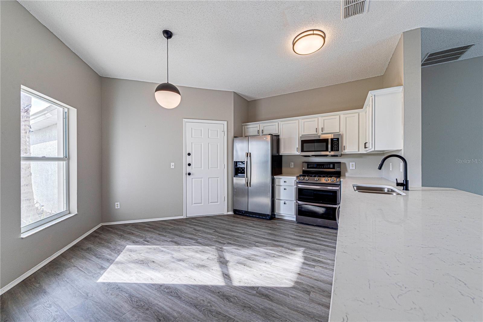 FAIRWAYS LAKE ESTATES - Residential