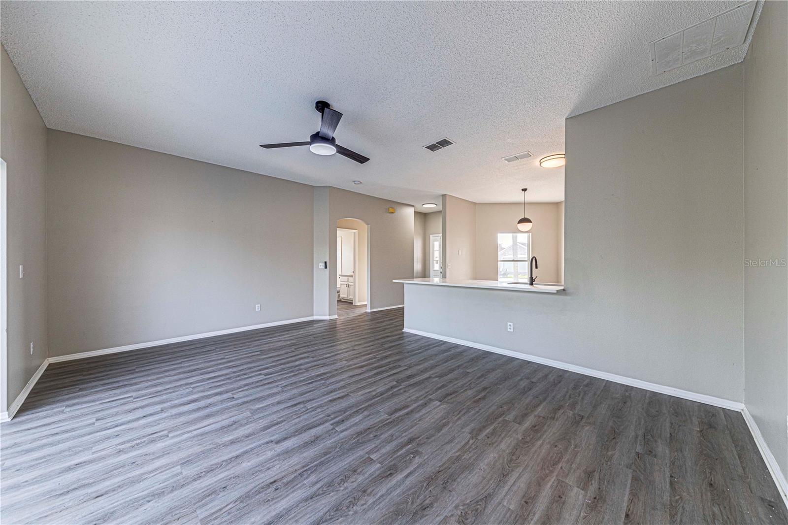 FAIRWAYS LAKE ESTATES - Residential