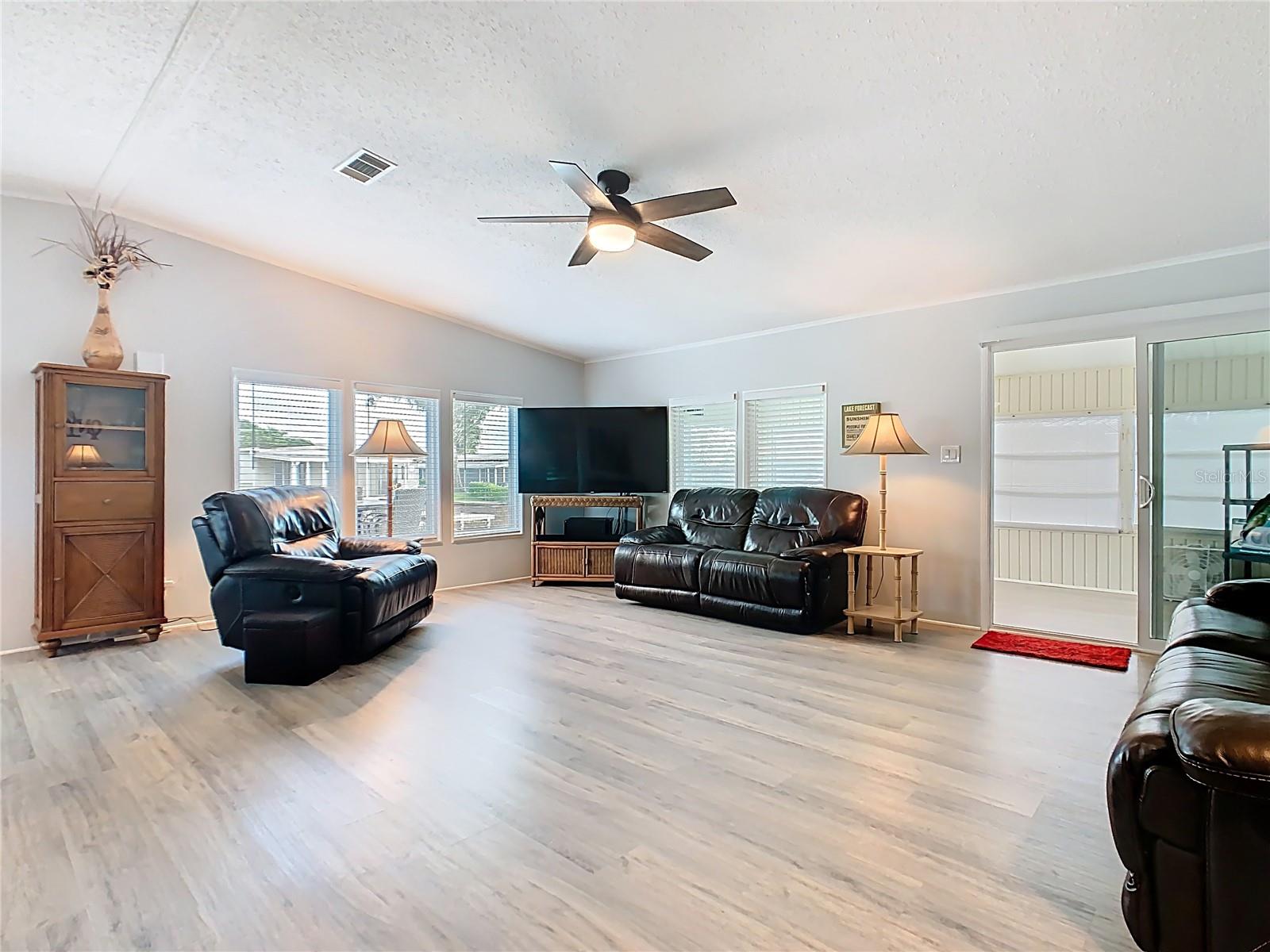 ROSALIE WESTSHORE HOMEOWNERS ASSOCIATION - Residential