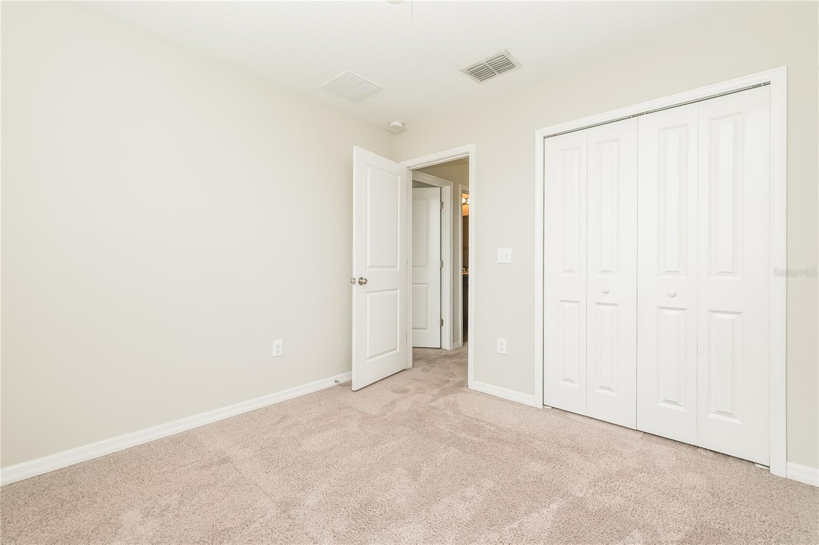 SILVERADO RANCH SUB - Residential Lease