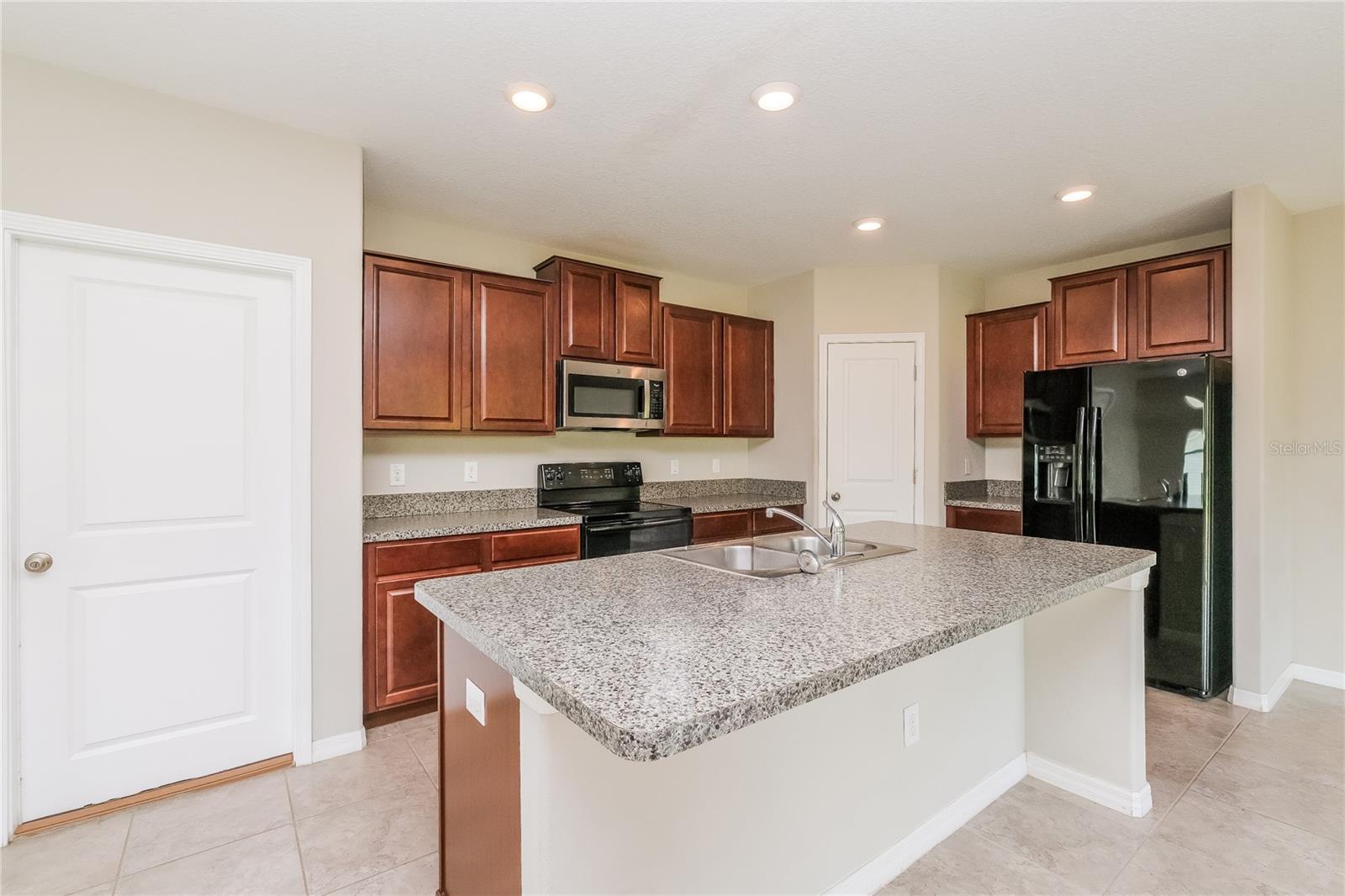 SILVERADO RANCH SUB - Residential Lease