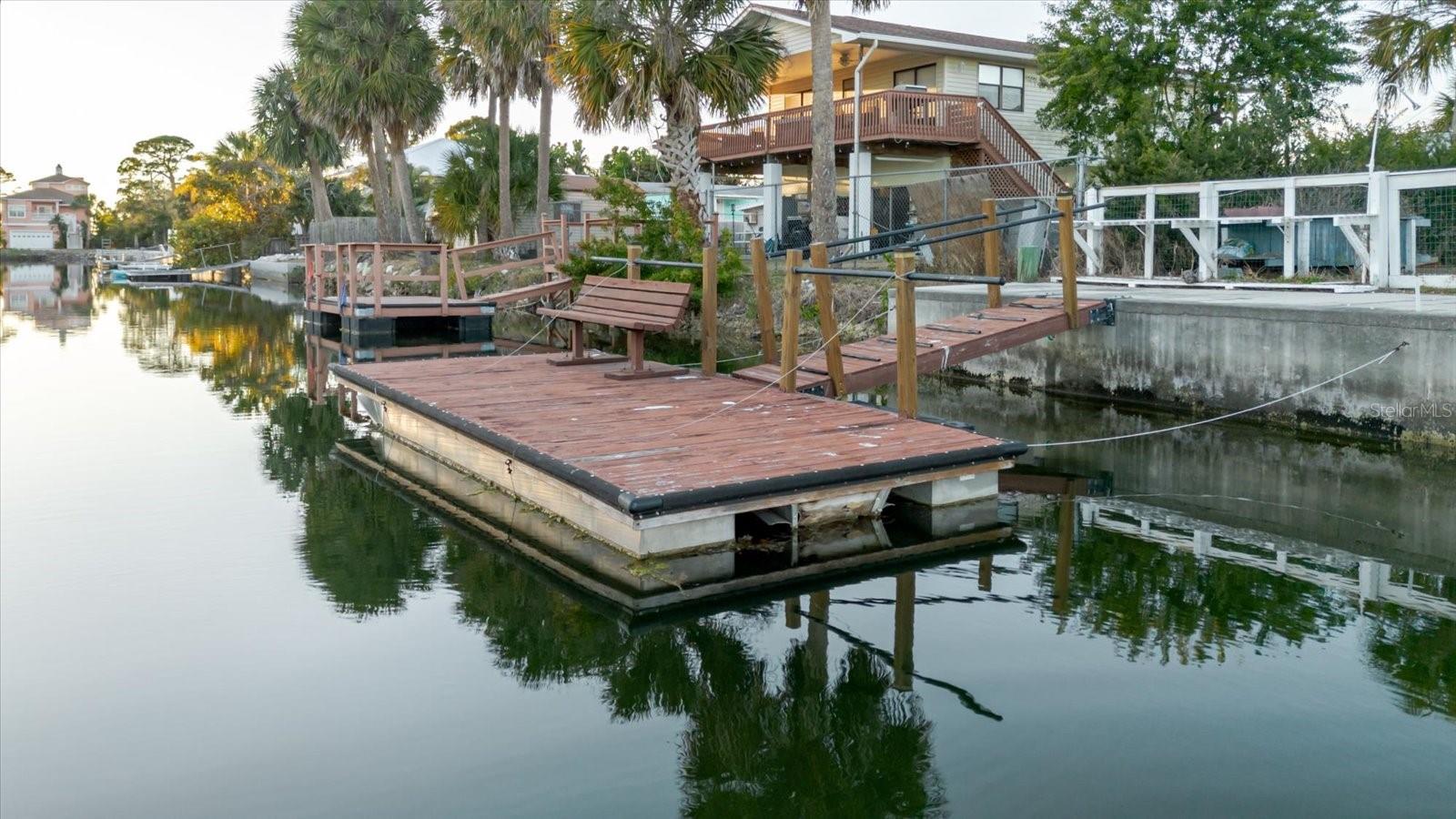 CAPE CAY - Residential