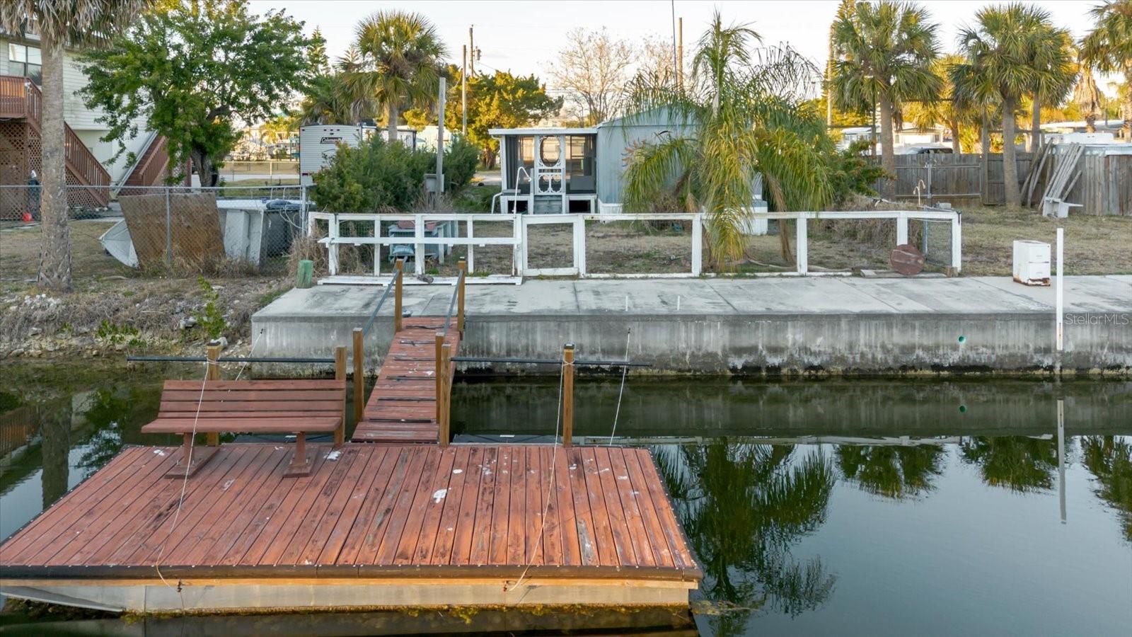 CAPE CAY - Residential