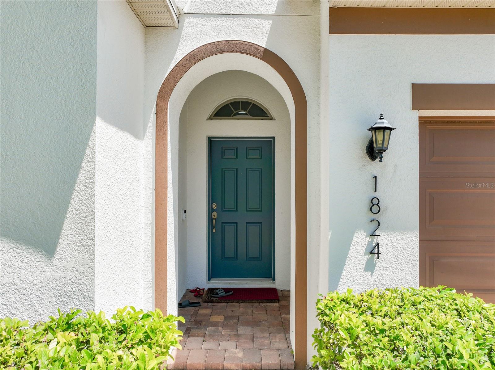1824 ARDEN OAKS DRIVE