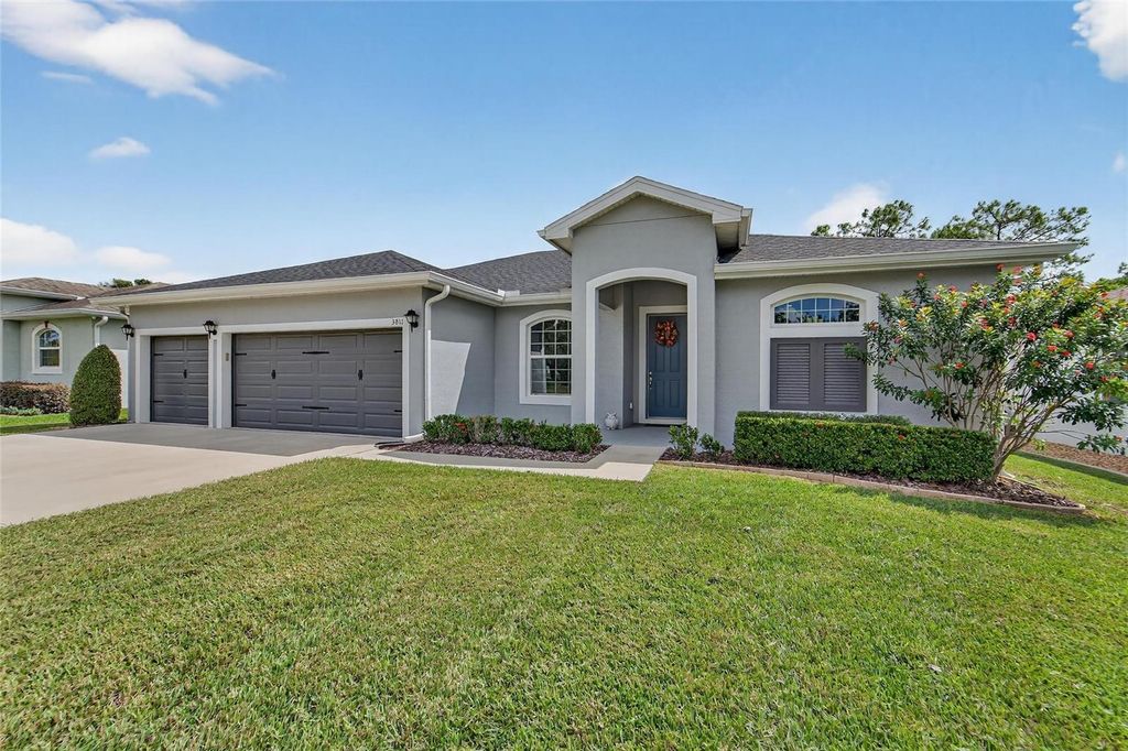 Photo of 3811 Salida Delsol Drive, Sun City Center, FL 33573 (MLS # TB8436183)