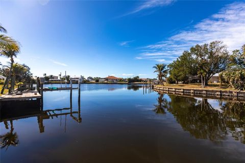 A home in PORT CHARLOTTE