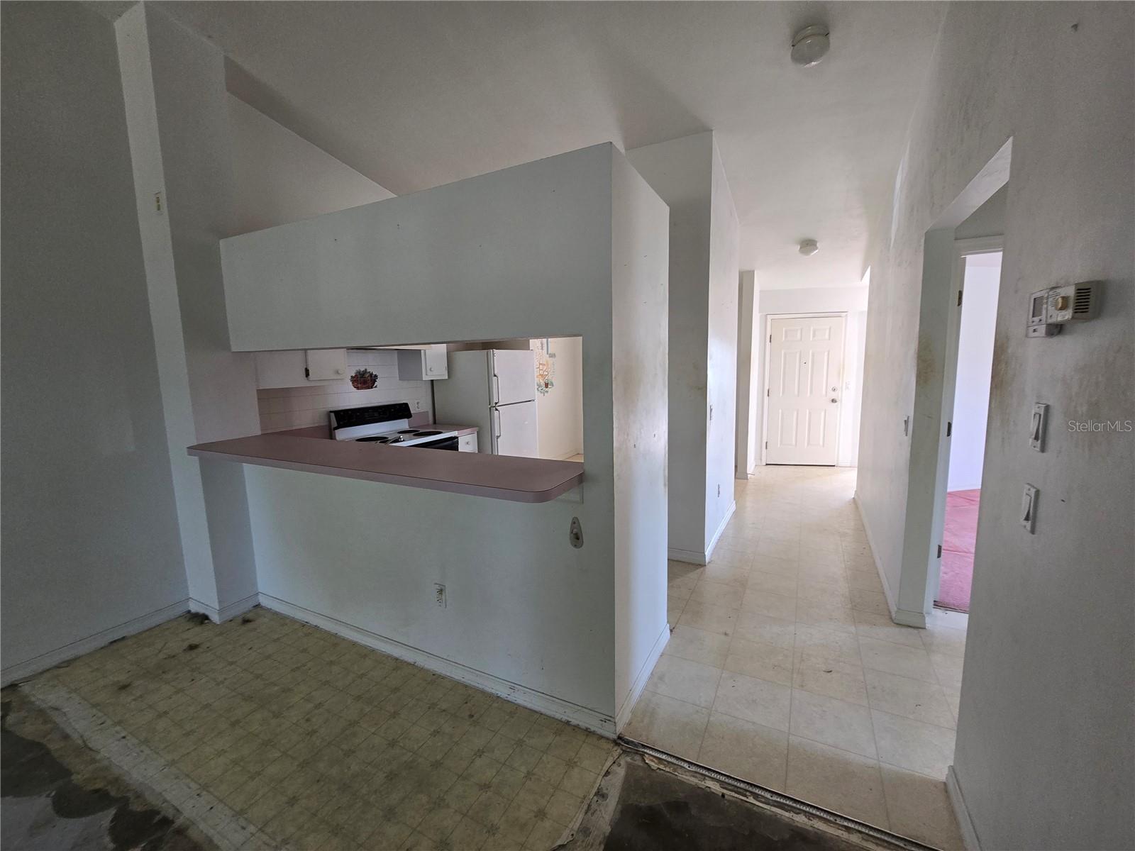 NORTH SHORE/KINGSWAY - Residential