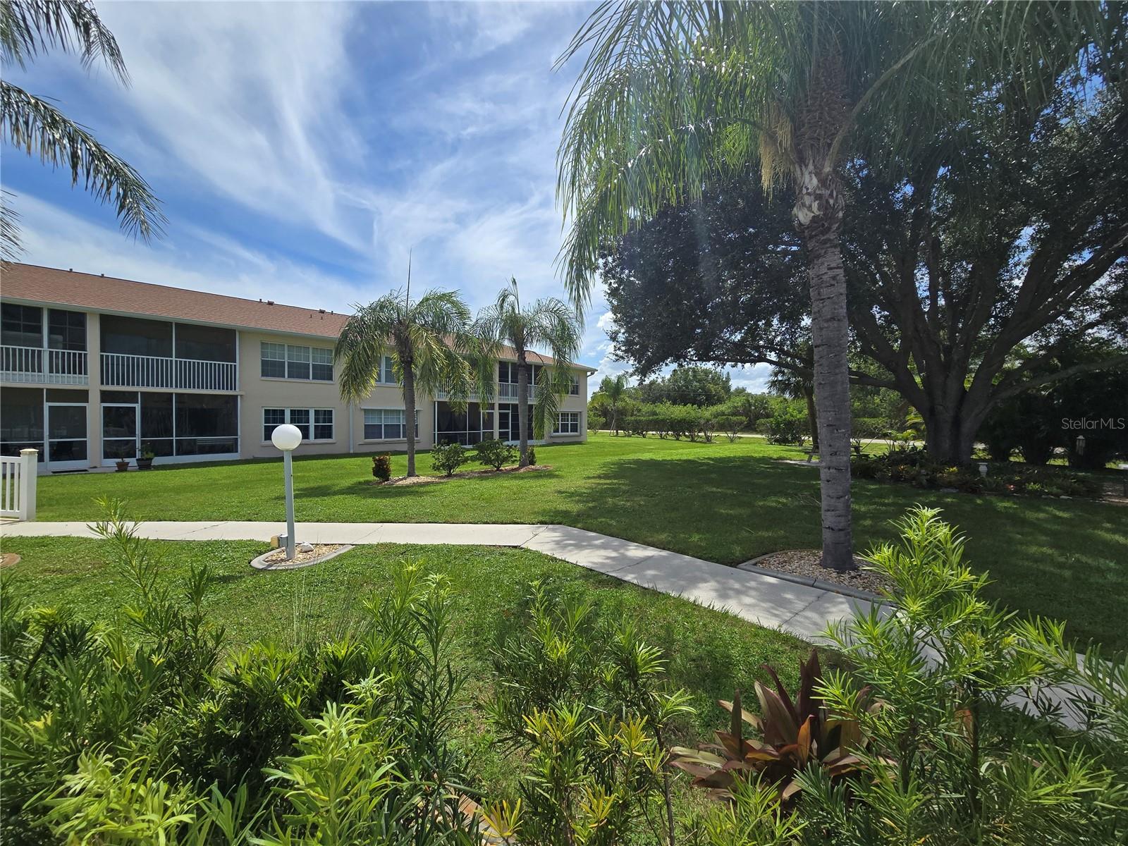 NORTH SHORE/KINGSWAY - Residential