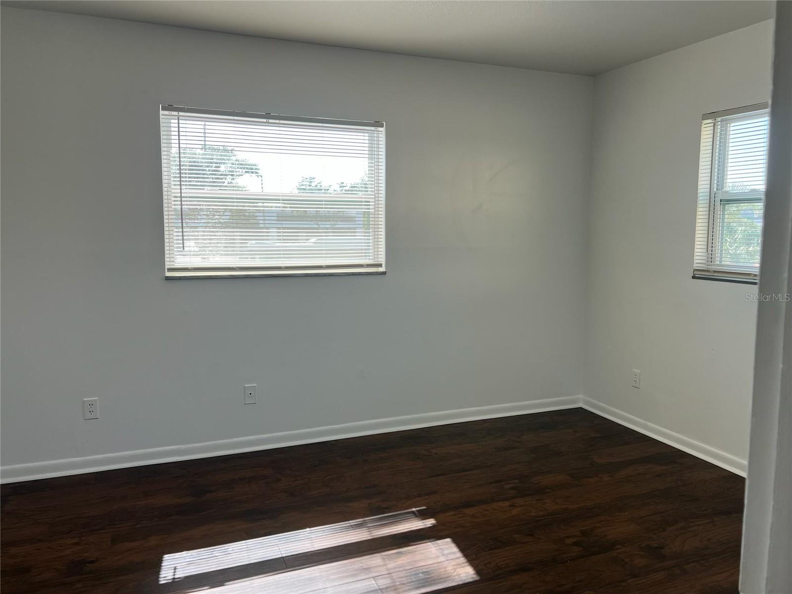 SUN-LIT SHORES SUB TRACT-B PT REP - Residential Lease