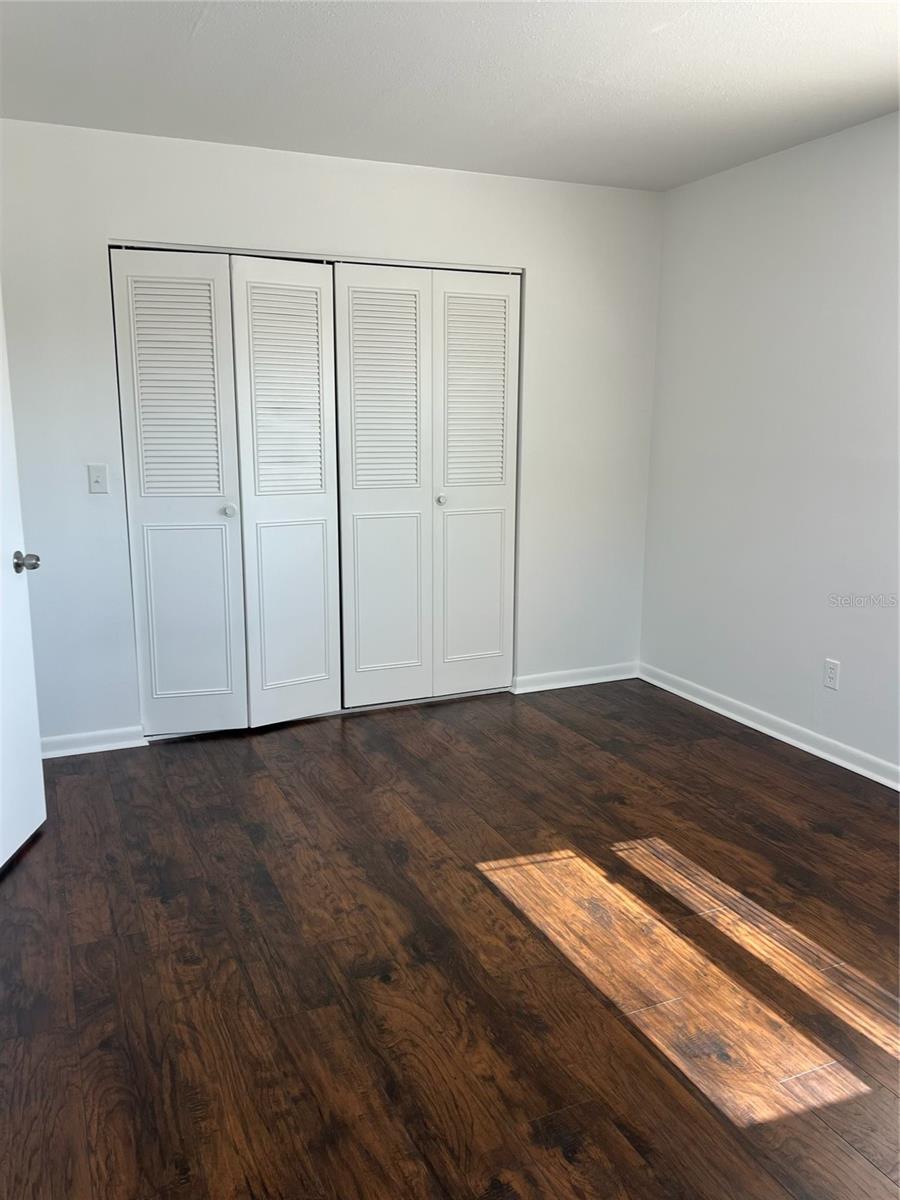 SUN-LIT SHORES SUB TRACT-B PT REP - Residential Lease