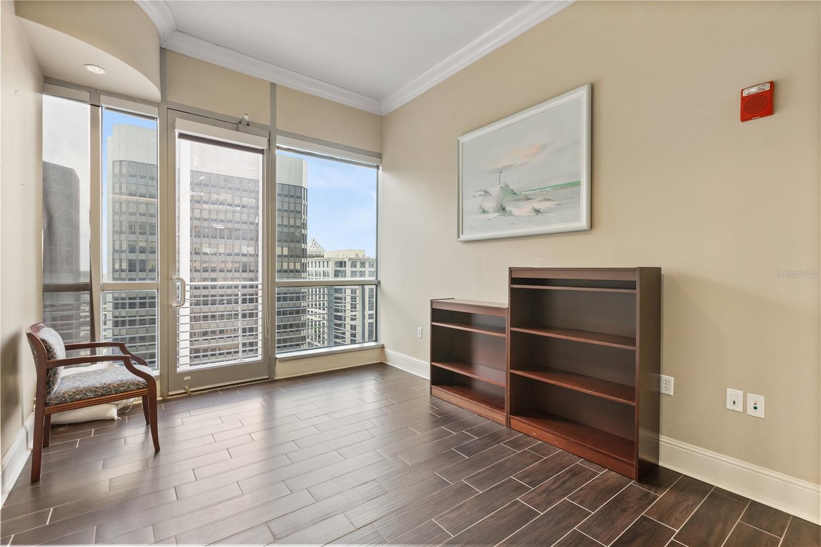 PLAZA SOUTH TOWER COMM - Commercial Sale