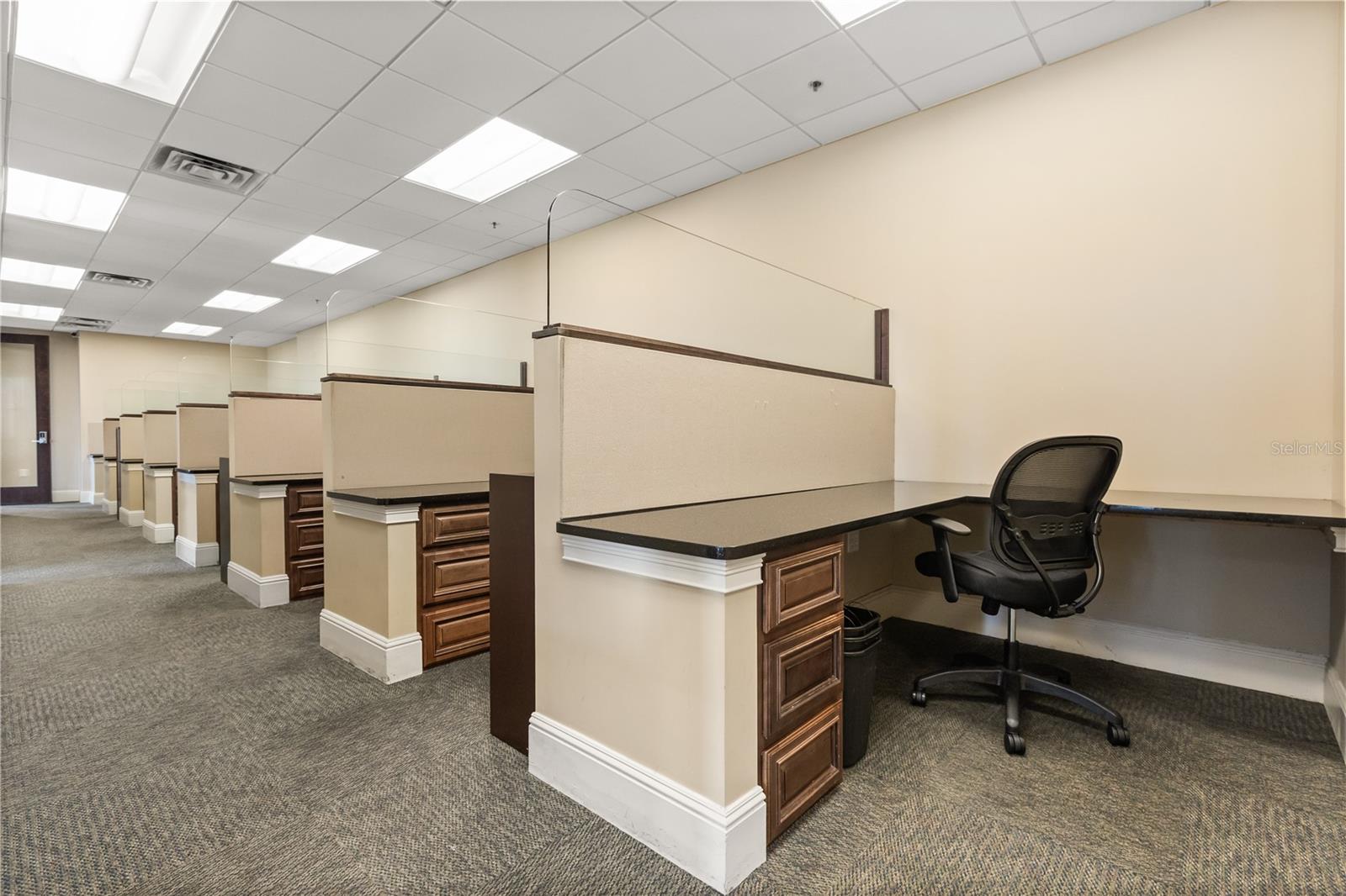PLAZA SOUTH TOWER COMM - Commercial Sale