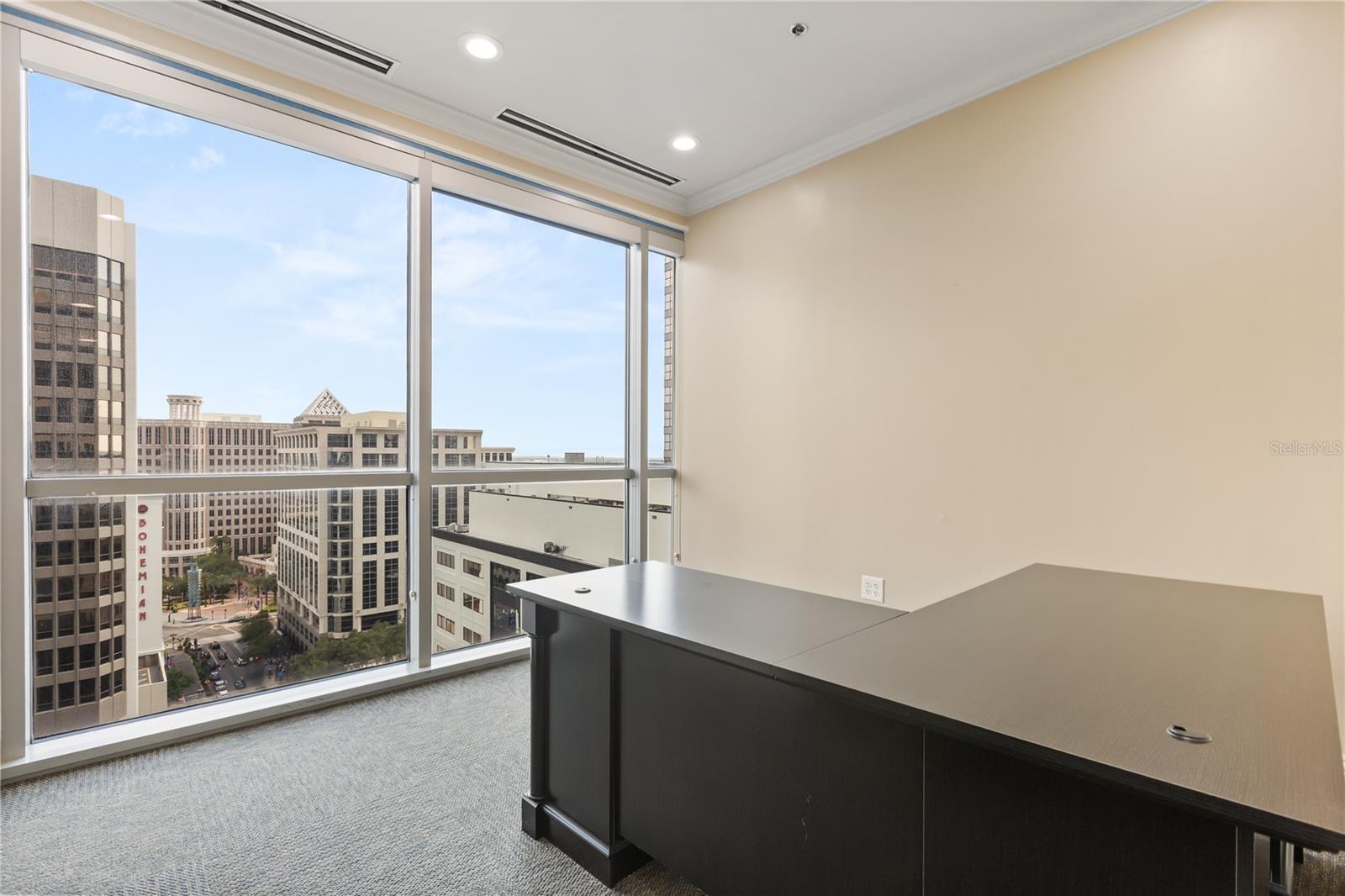 PLAZA SOUTH TOWER COMM - Commercial Sale