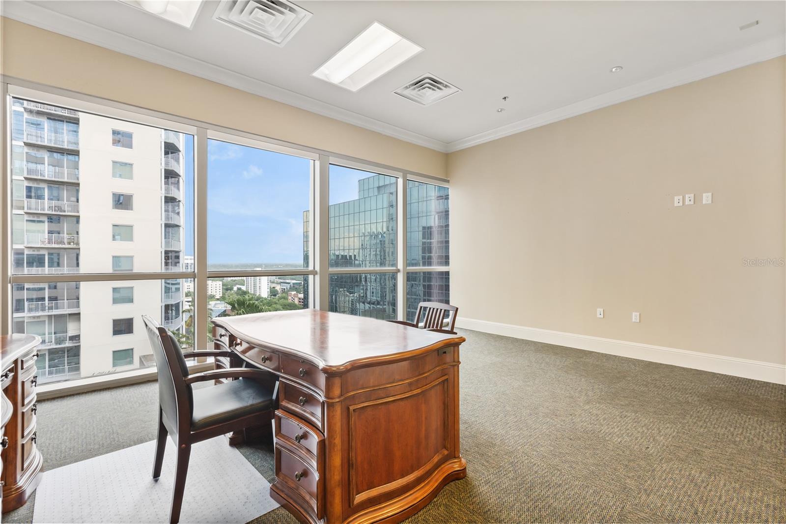 PLAZA SOUTH TOWER COMM - Commercial Sale