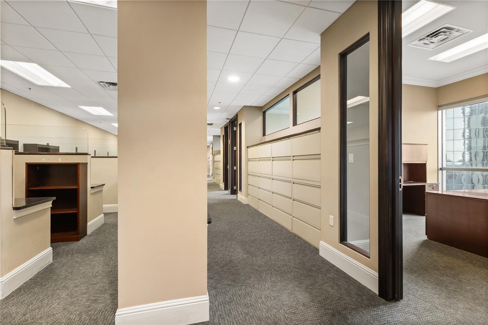 PLAZA SOUTH TOWER COMM - Commercial Sale