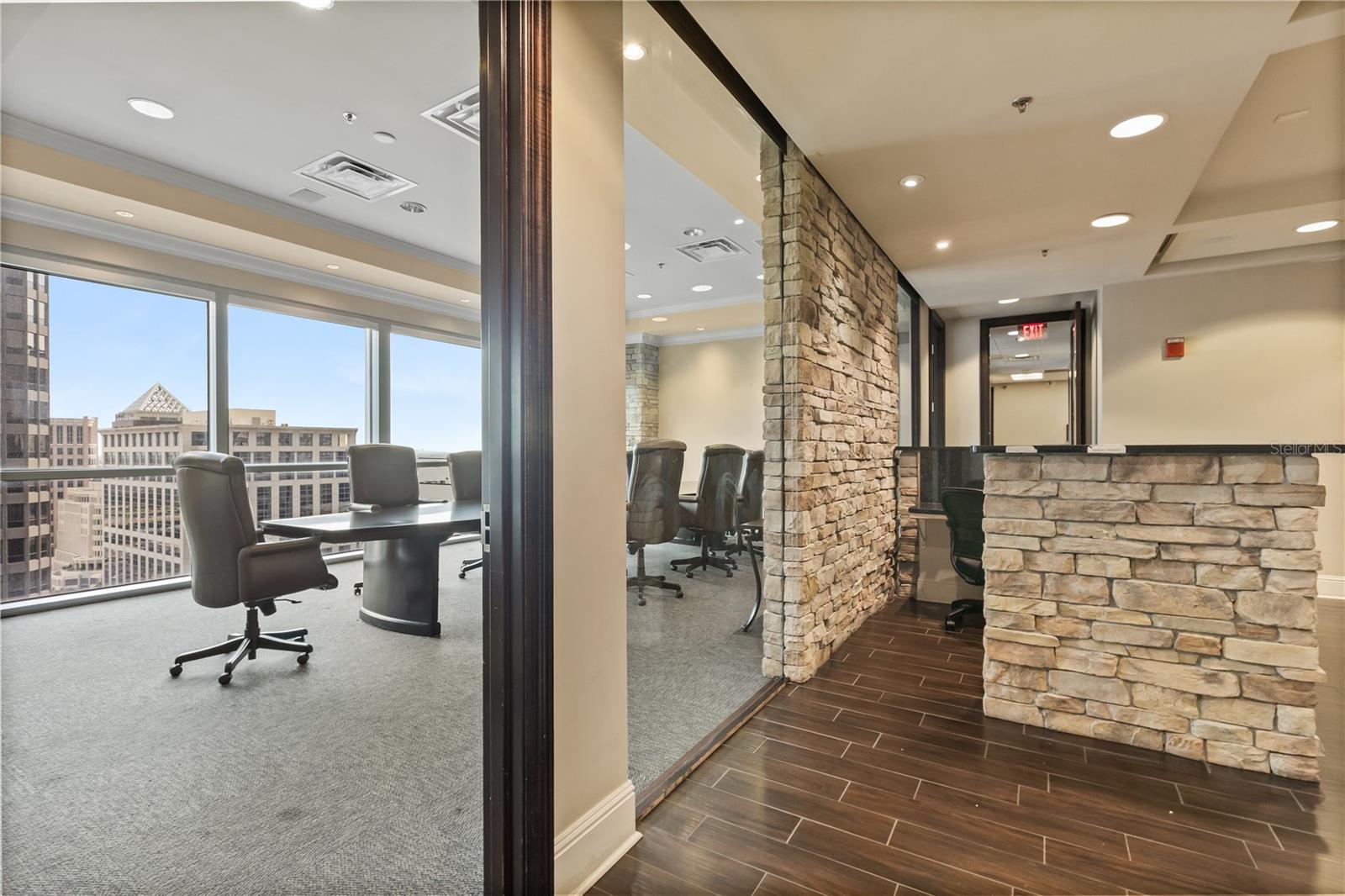 PLAZA SOUTH TOWER COMM - Commercial Sale