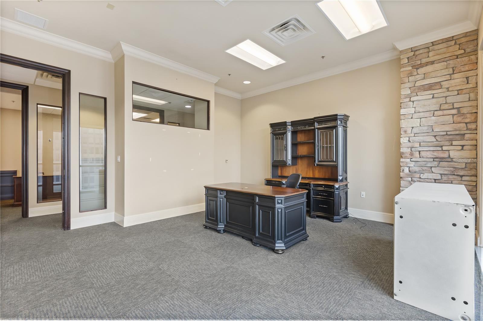 PLAZA SOUTH TOWER COMM - Commercial Sale