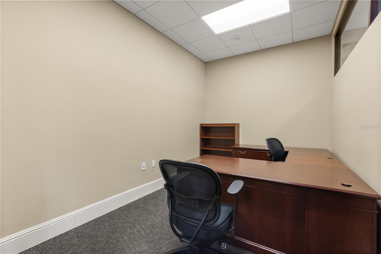 PLAZA SOUTH TOWER COMM - Commercial Sale