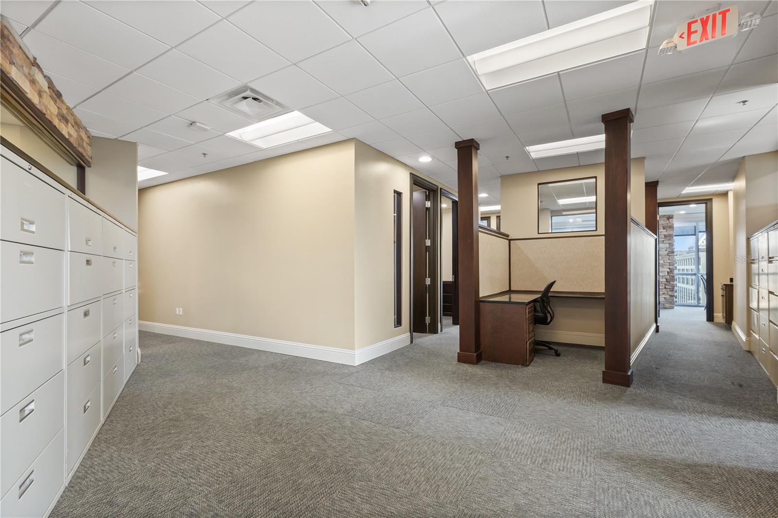 PLAZA SOUTH TOWER COMM - Commercial Sale