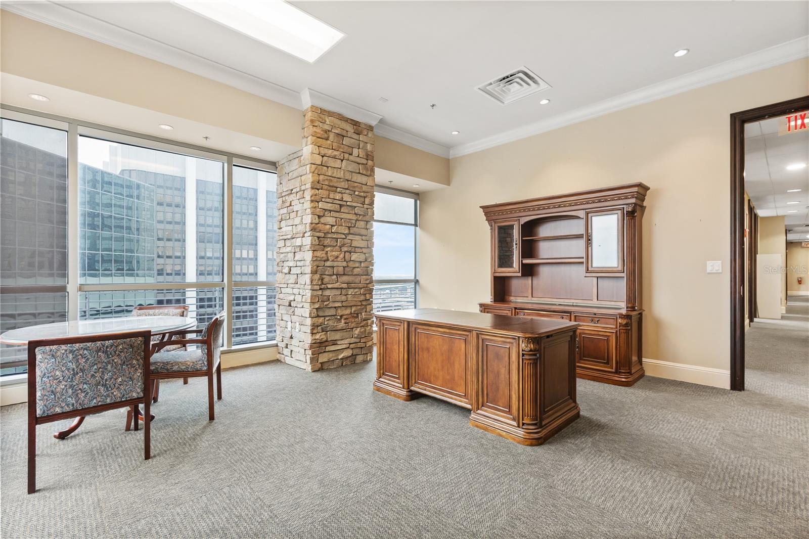 PLAZA SOUTH TOWER COMM - Commercial Sale