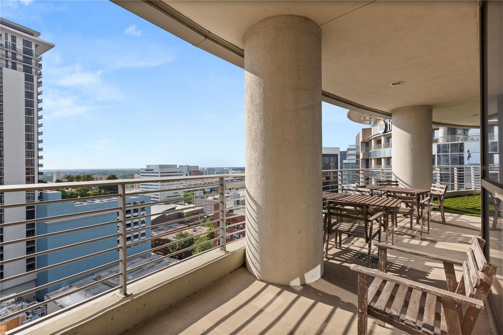 PLAZA SOUTH TOWER COMM - Commercial Sale