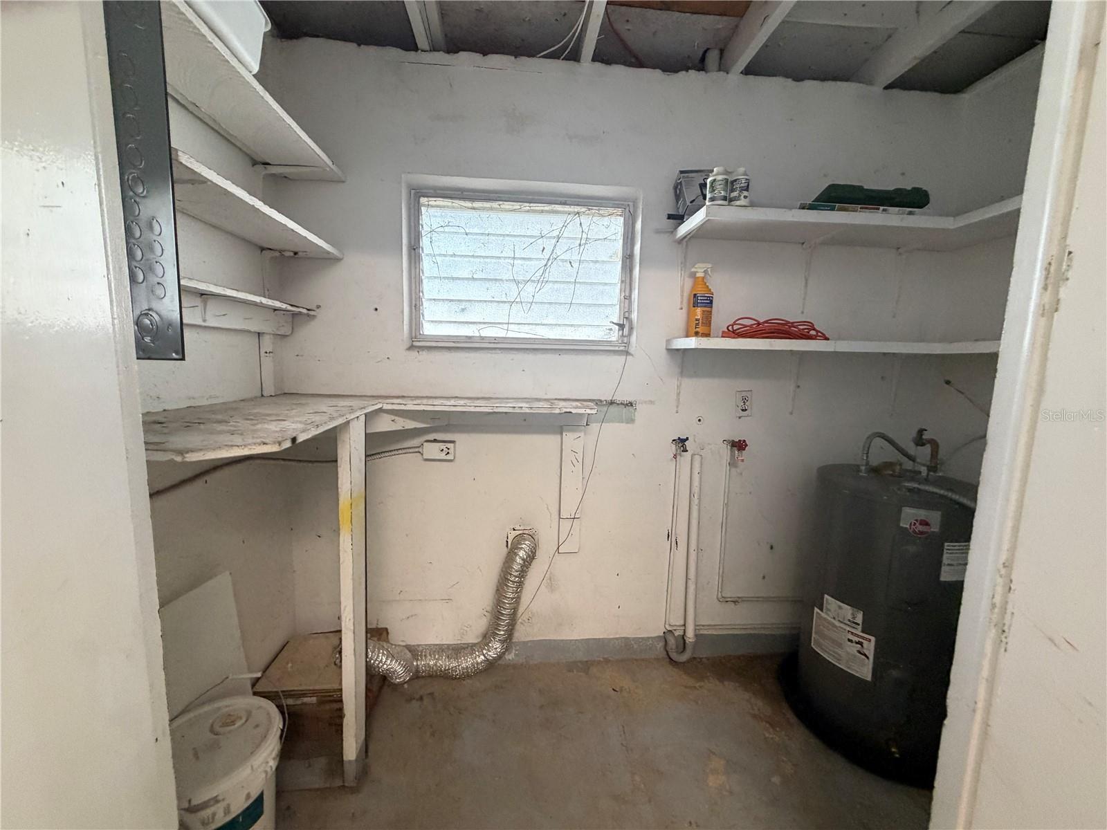 ORANGE HEIGHTS - Residential Lease