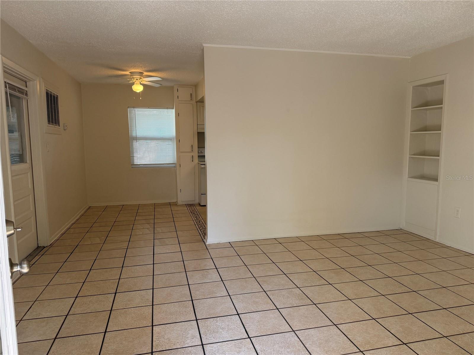 ORANGE HEIGHTS - Residential Lease