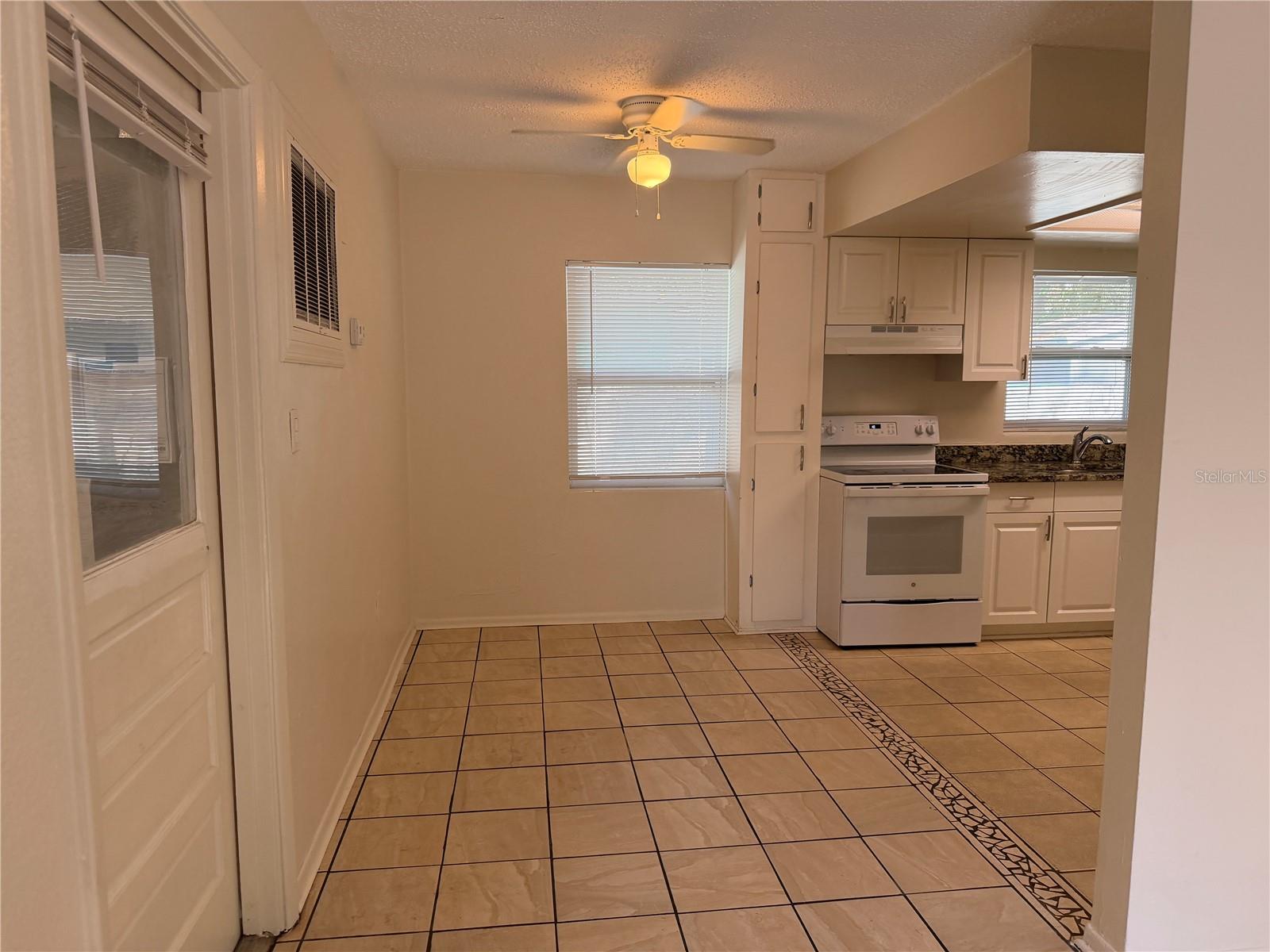 ORANGE HEIGHTS - Residential Lease