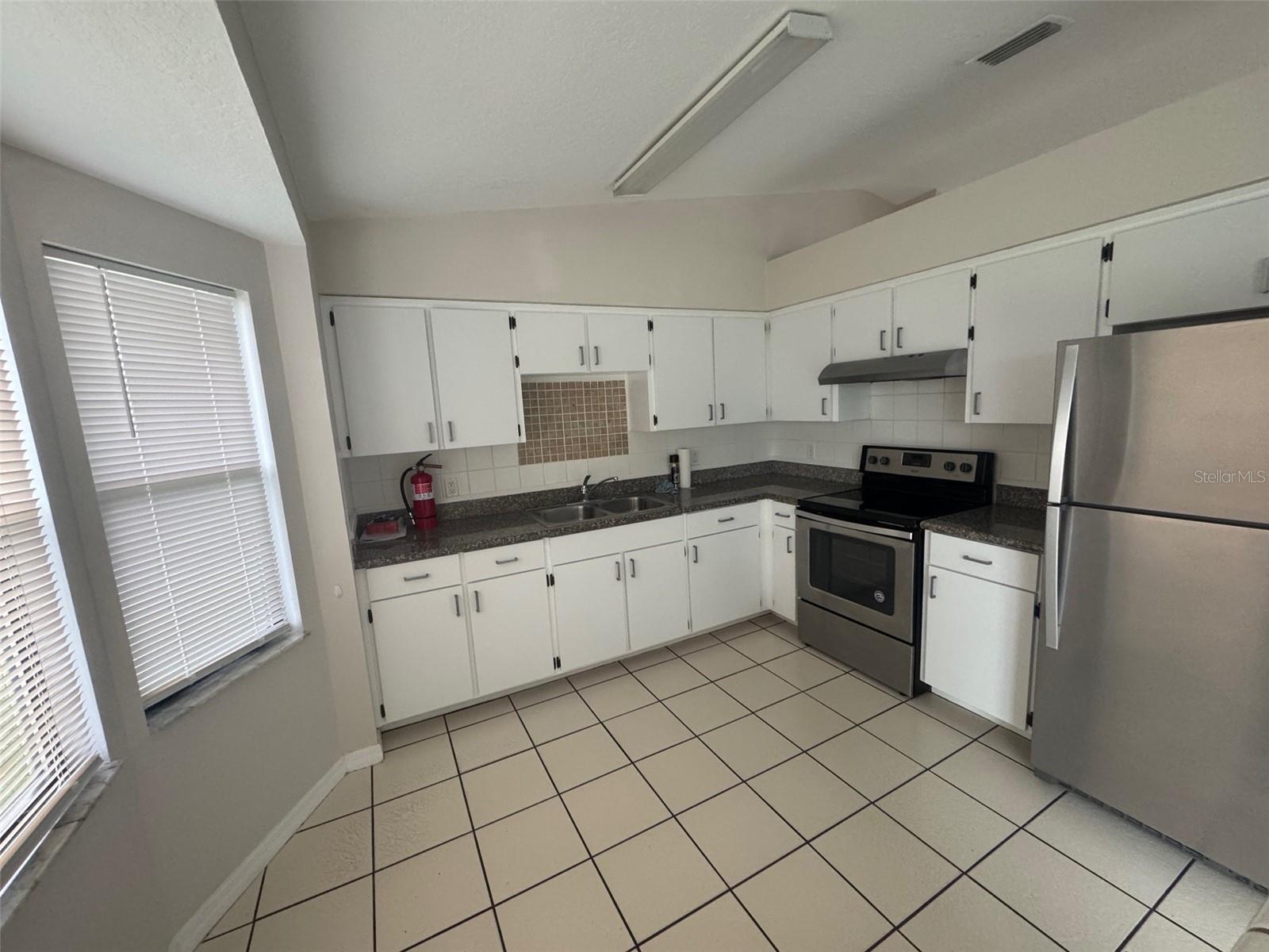 DELTONA LAKES UNIT 12 - Residential Lease