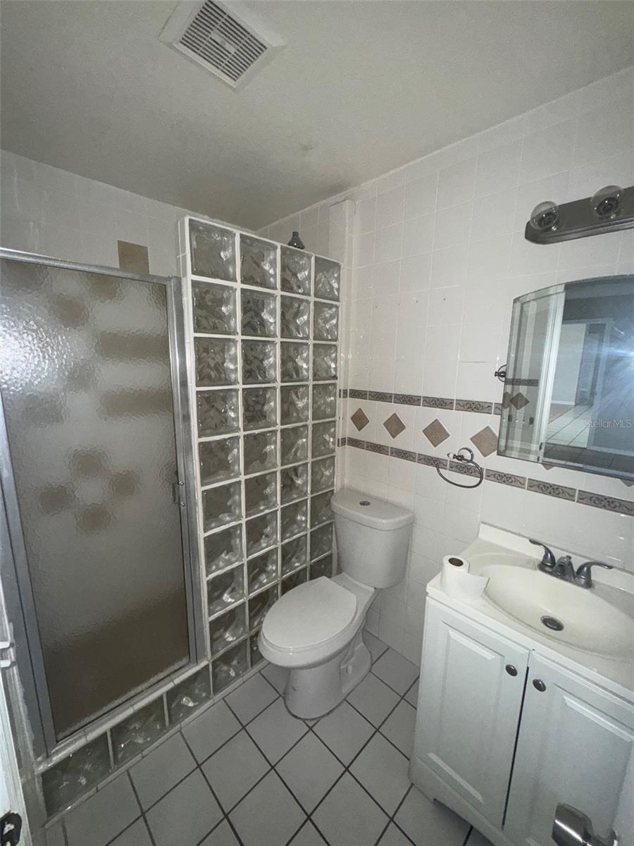 DELTONA LAKES UNIT 12 - Residential Lease