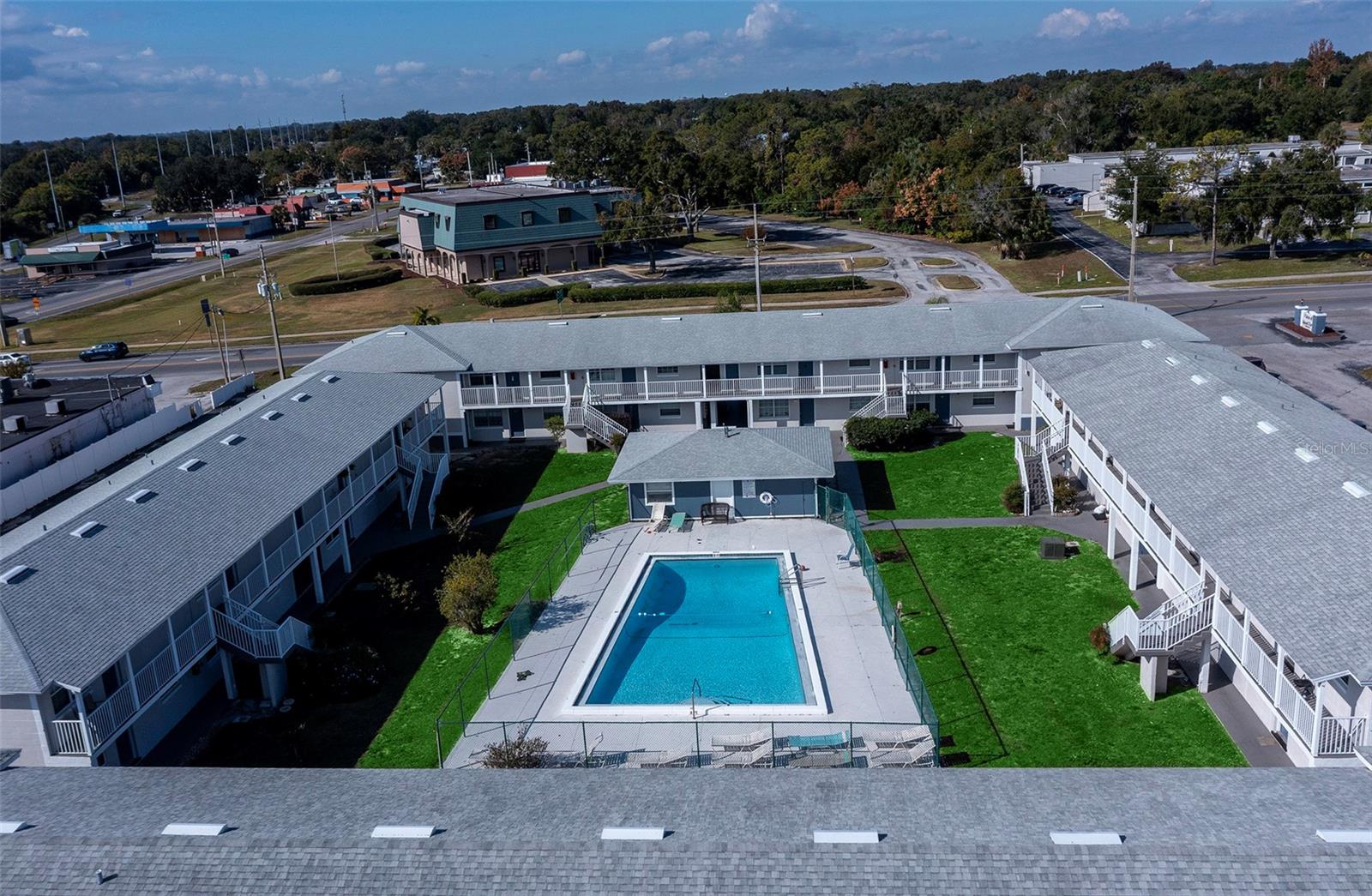 MOUNT DORA MOUNT DORA COMMONS CONDO - Residential Lease