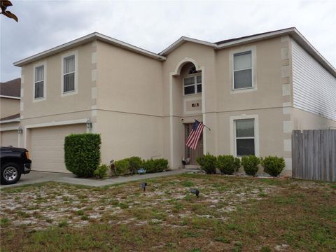 A home in WINTER HAVEN