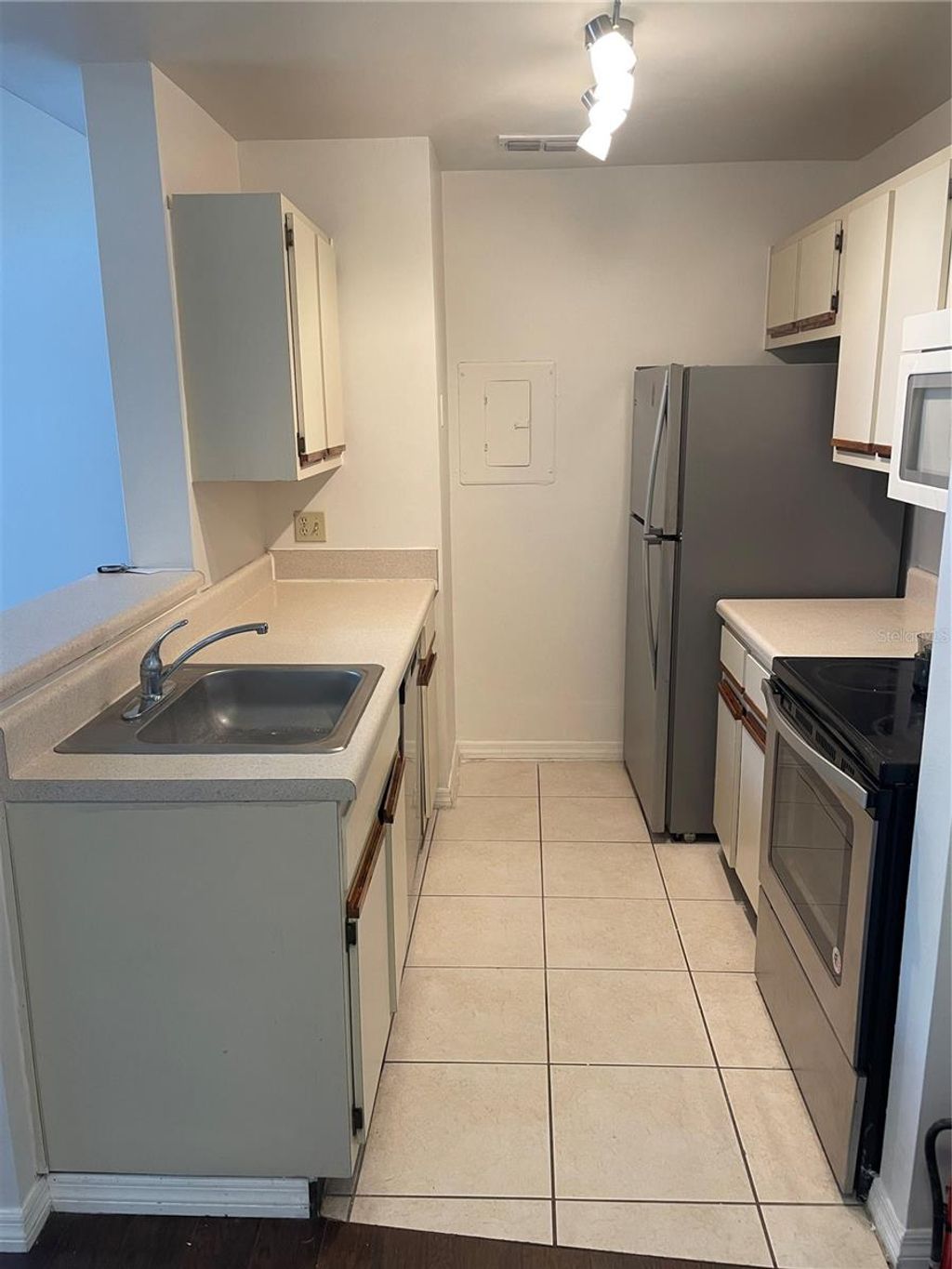 Photo of 302 Westgate #5992, Orlando, FL 32835 (MLS # G5109481)