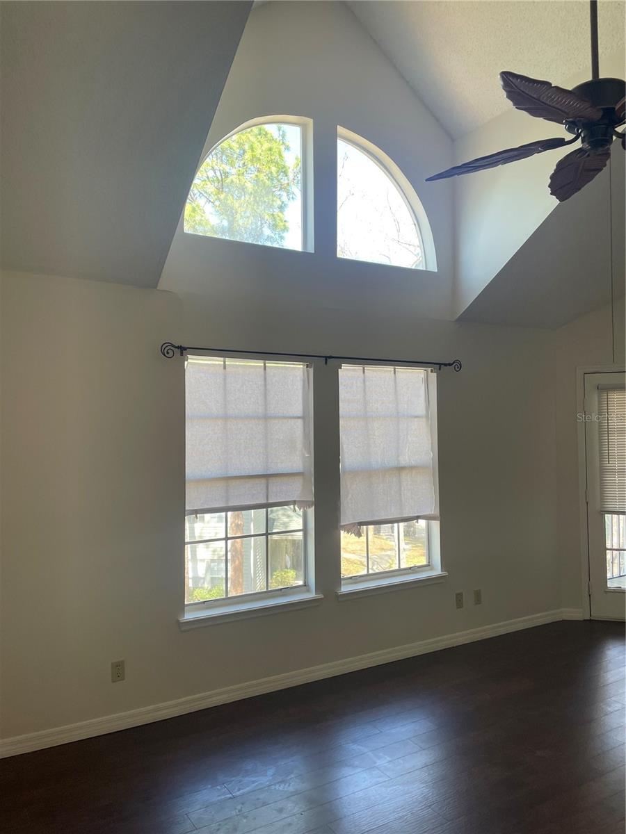 CENTRAL PARK CONDO - Residential