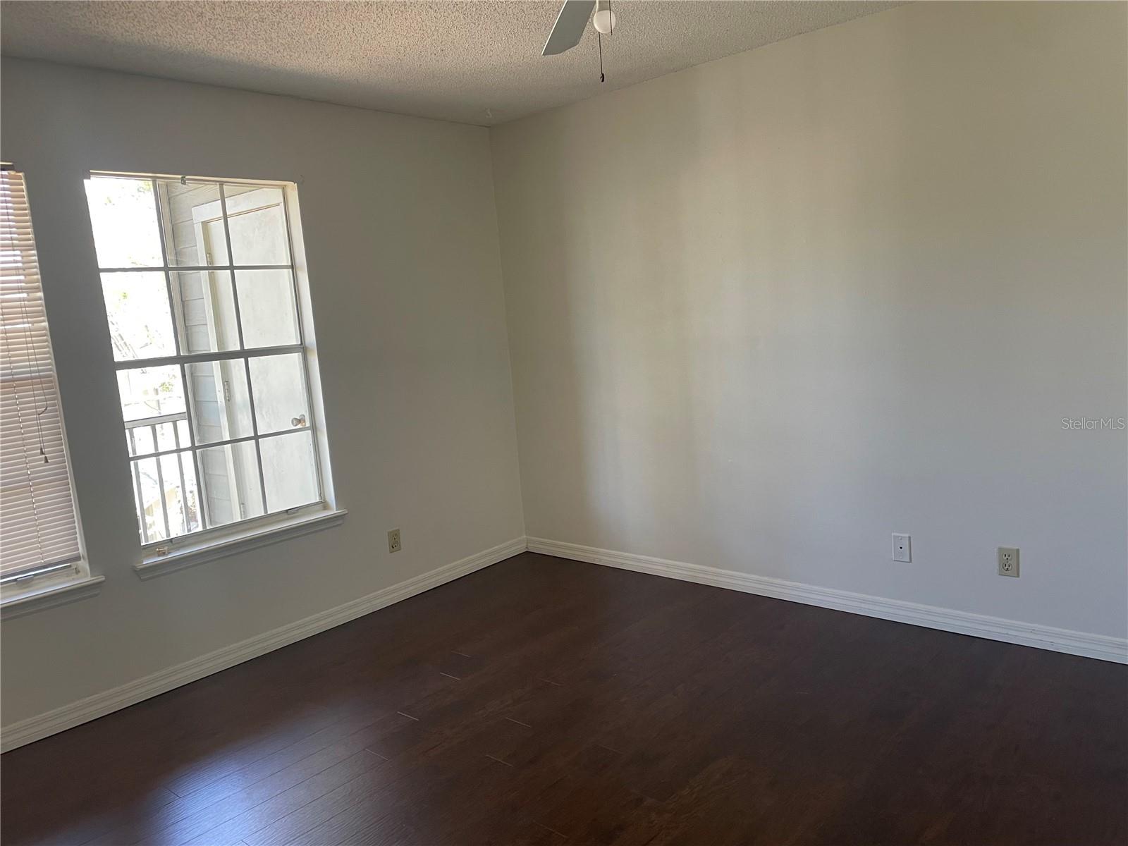 CENTRAL PARK CONDO - Residential