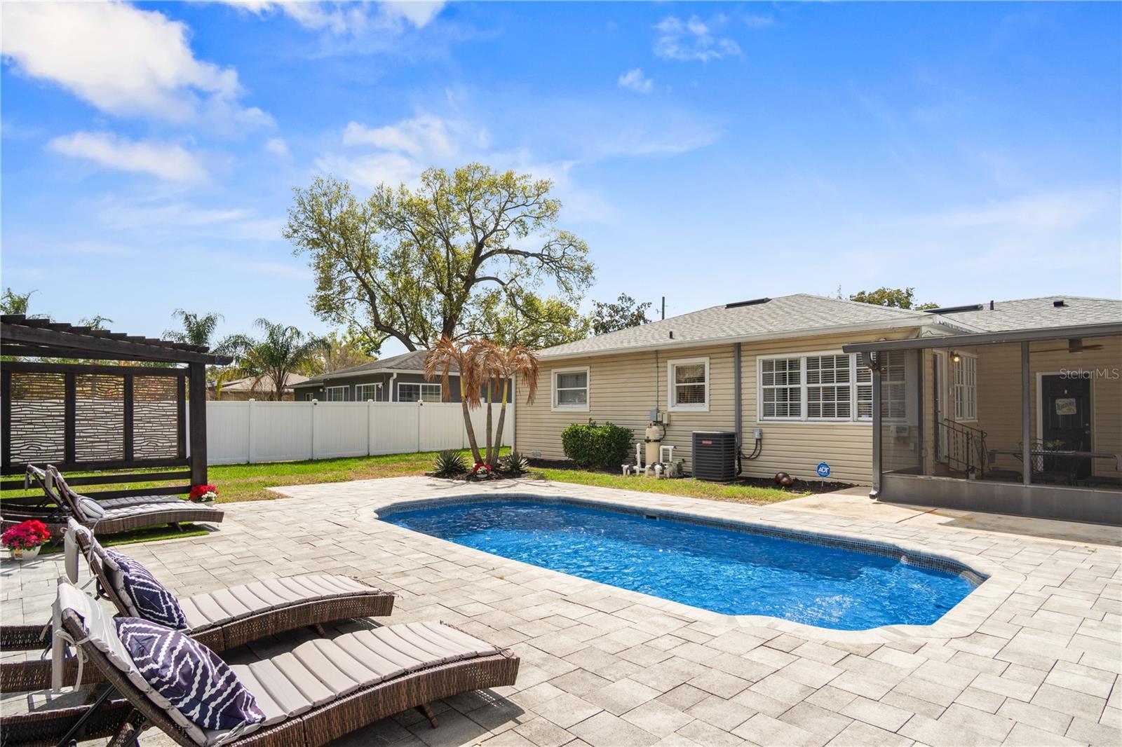 FIRST ADD TO HENTZ SUB - Residential