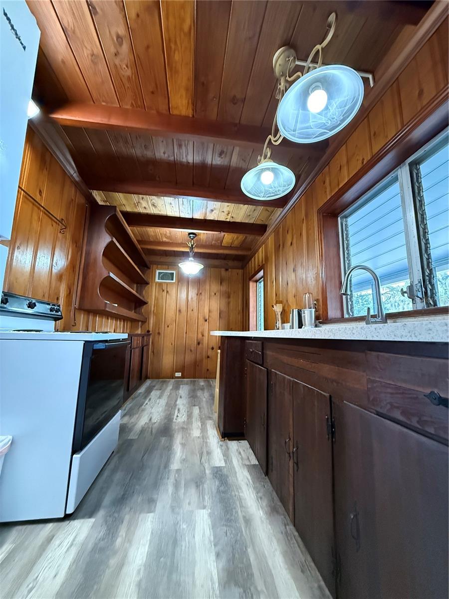 OAK VIEW - Residential