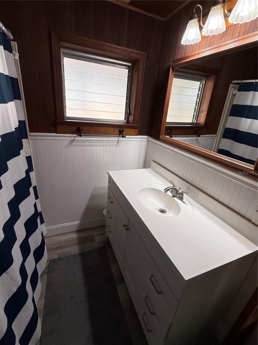 OAK VIEW - Residential