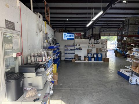 Tiny photo for 302 Richey Road, Leesburg, FL 34748 (MLS # G5104668)