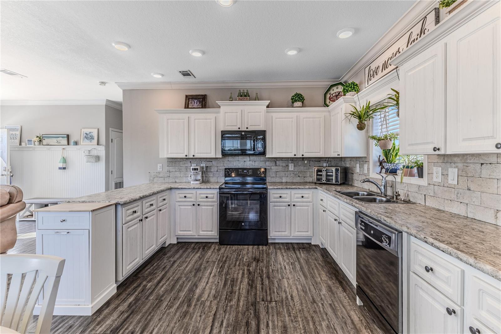 HERNANDO BEACH - Residential