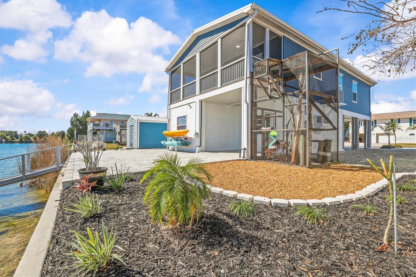 HERNANDO BEACH - Residential