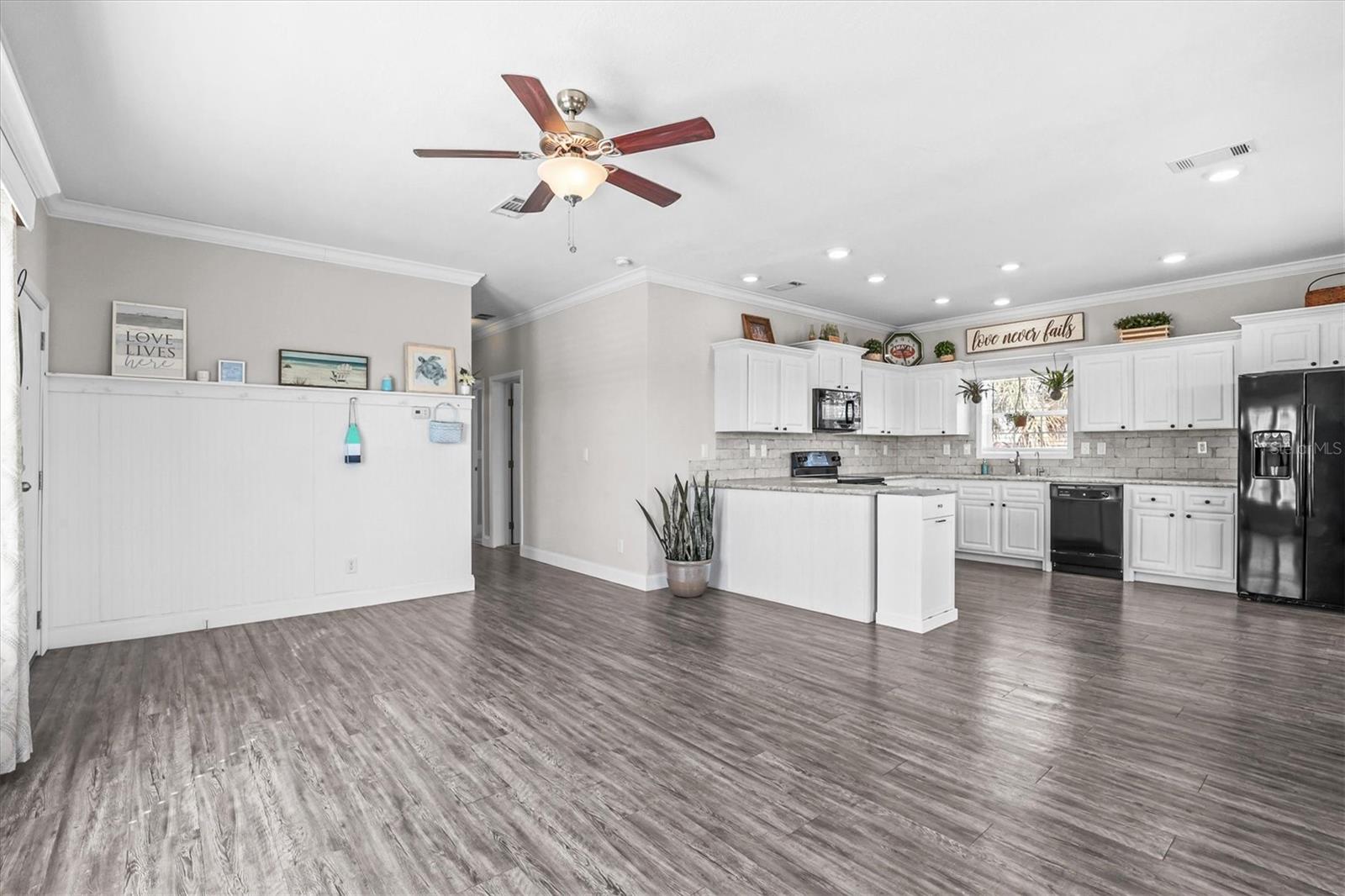 HERNANDO BEACH - Residential