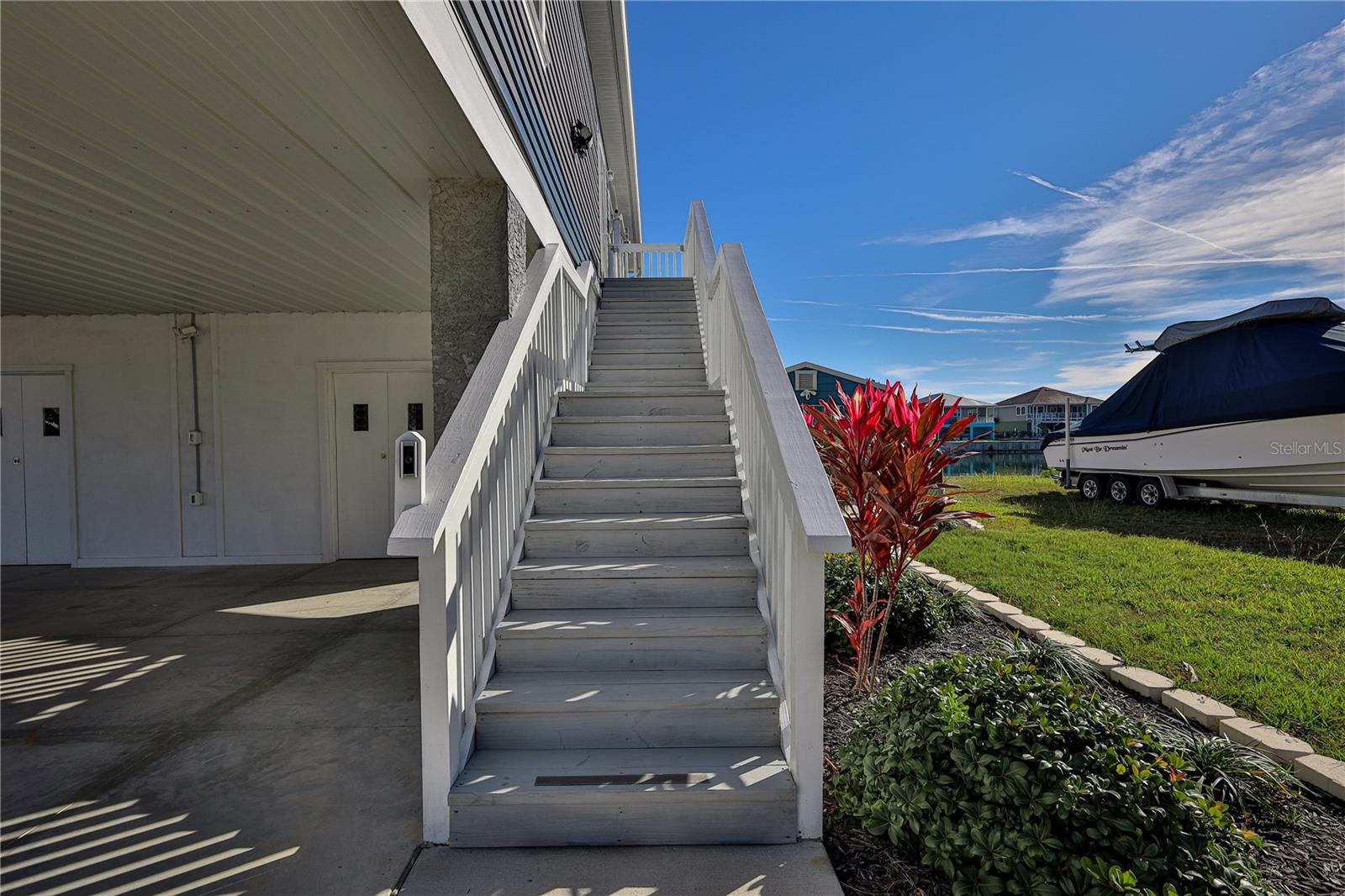 HERNANDO BEACH - Residential