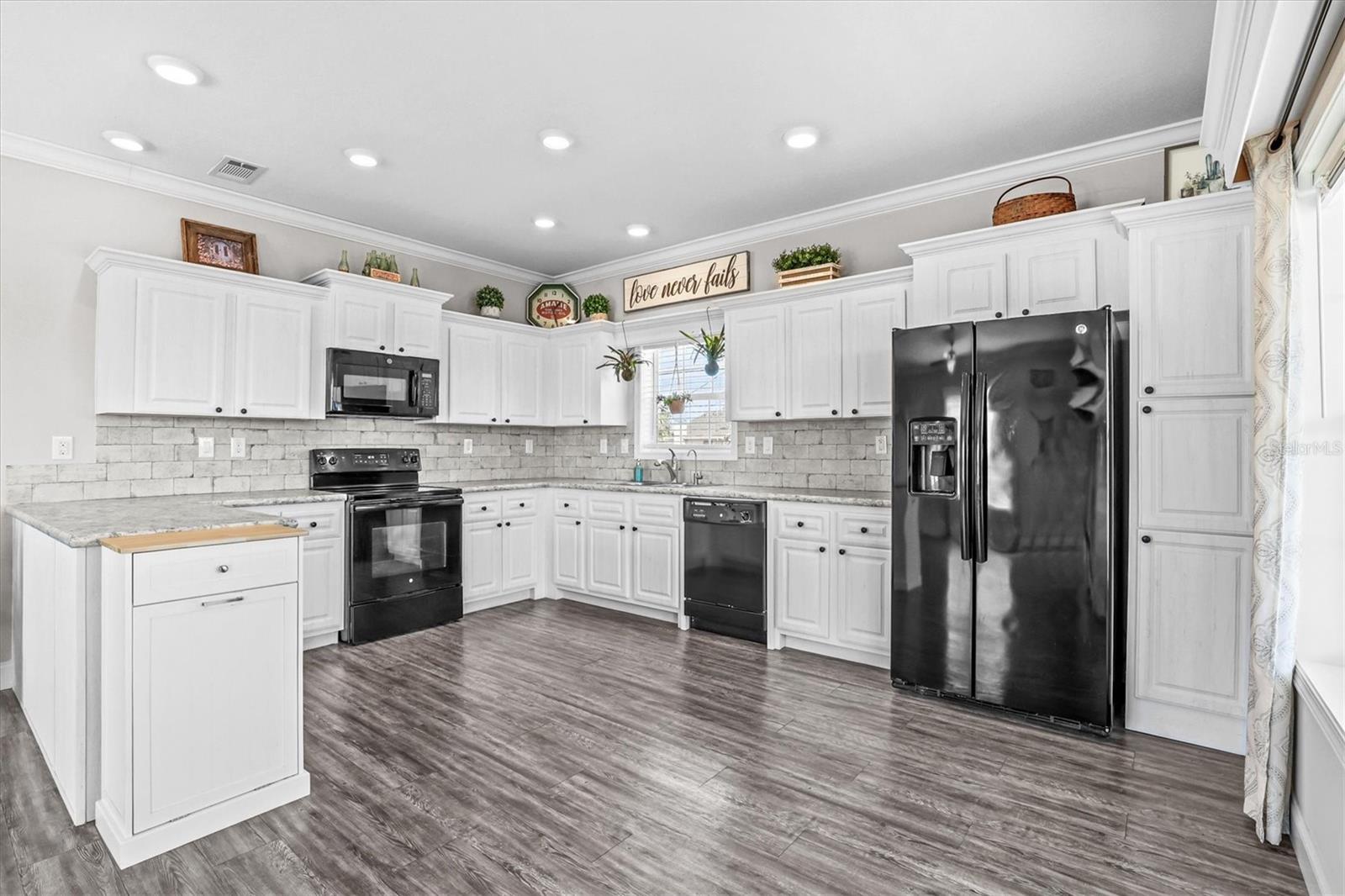 HERNANDO BEACH - Residential