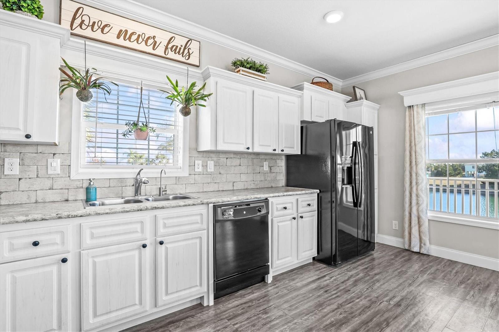 HERNANDO BEACH - Residential