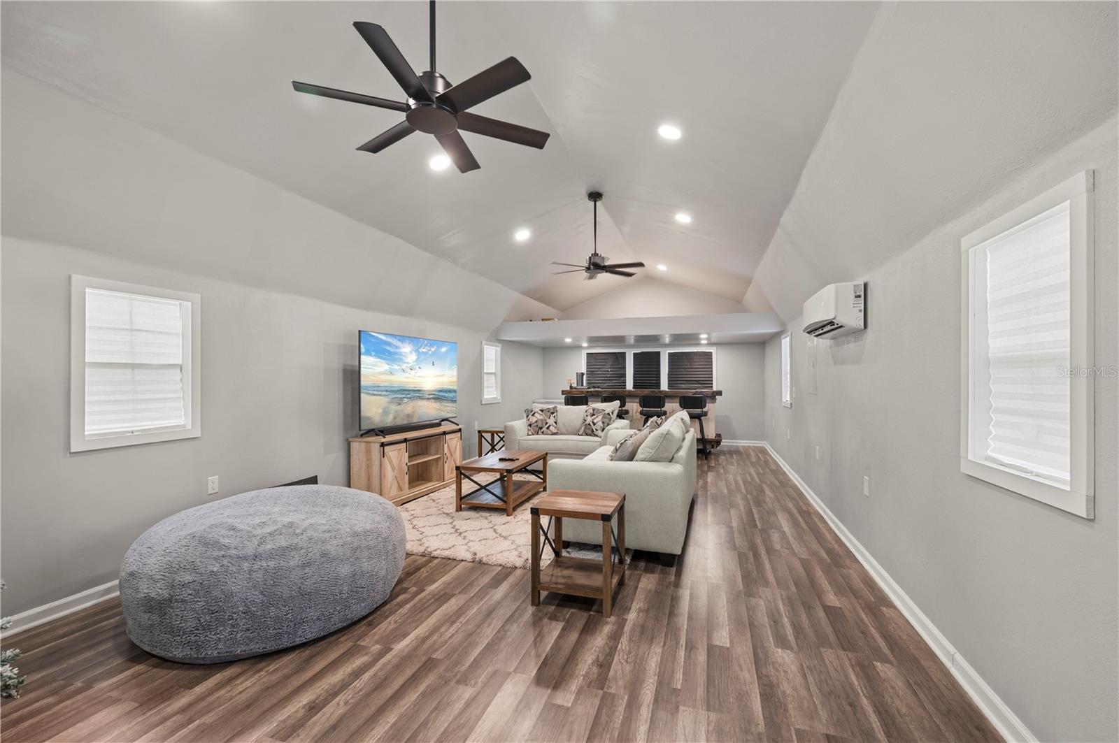 WESTERN ACRES 1ST ADD - Residential