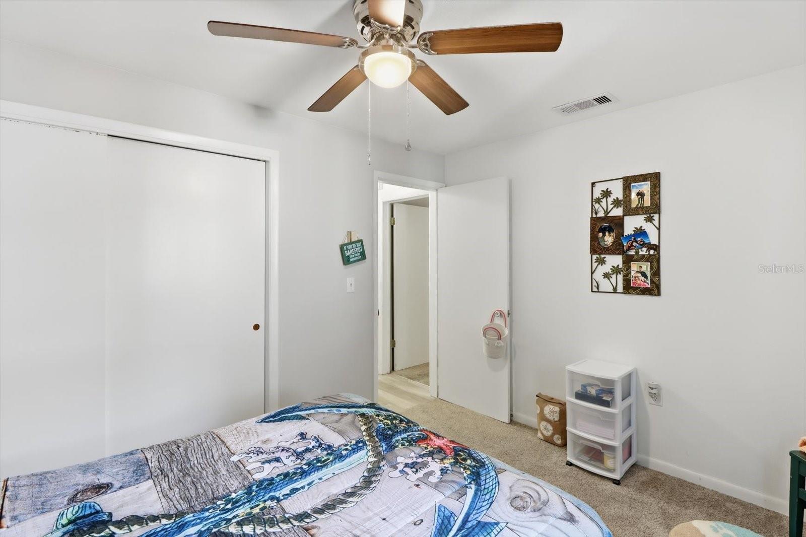 BEVERLY HILLS UNIT 04 - Residential