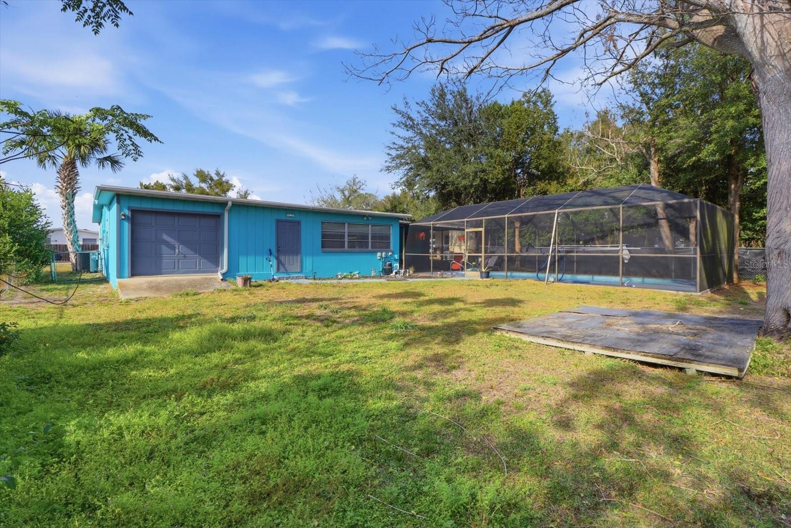 BEVERLY HILLS UNIT 04 - Residential