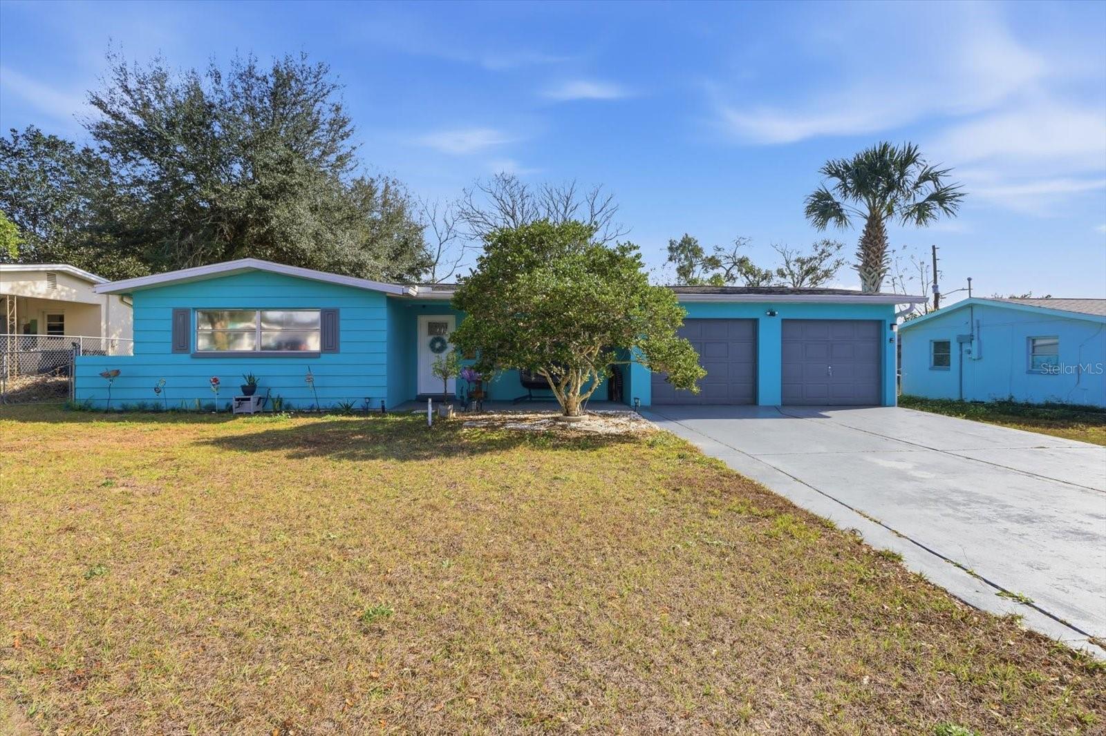 BEVERLY HILLS UNIT 04 - Residential